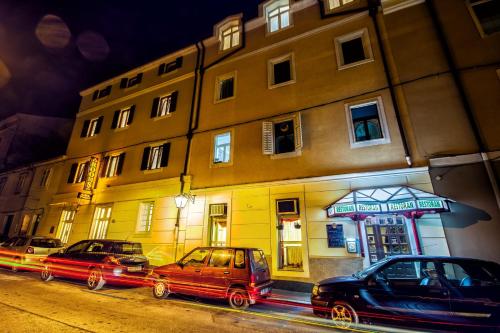 This photo about City Point Rooms shared on HyHotel.com