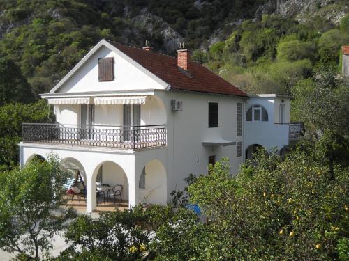 Tampilan eksterior, Apartments Ognjenovic in Risan Tampilan eksterior, Apartments Ognjenovic in Risan