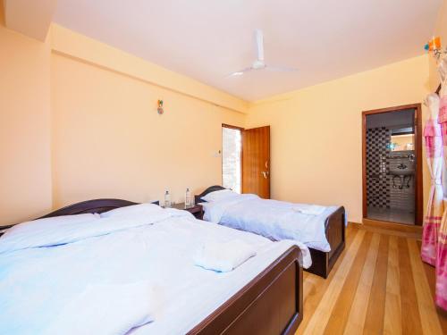 This photo about Hotel Sunflower shared on HyHotel.com