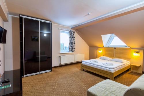 This photo about Hoch Land shared on HyHotel.com