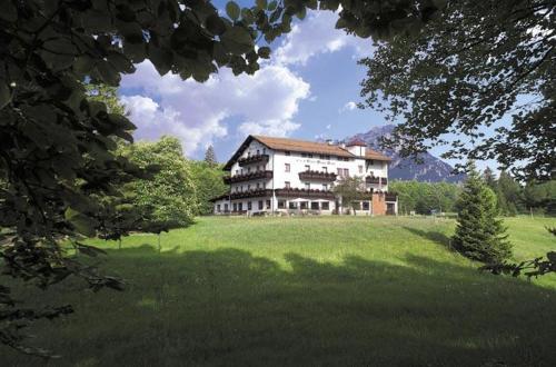 This photo about Hotel Monte Rust shared on HyHotel.com