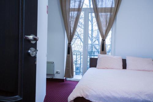 This photo about La Vila Maria shared on HyHotel.com