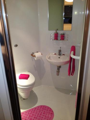 This photo about Alton Apartments shared on HyHotel.com