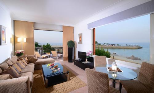 전망, 모벤픽 리조트 엘 소크나 (Movenpick Resort El Sokhna) in 아타카 전망, 모벤픽 리조트 엘 소크나 (Movenpick Resort El Sokhna) in 아타카