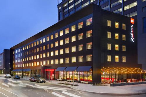 入口, 明尼阿波利斯市中心麗芮酒店 (Radisson RED Minneapolis Downtown) in 明尼阿波利斯市中心 入口, 明尼阿波利斯市中心麗芮酒店 (Radisson RED Minneapolis Downtown) in 明尼阿波利斯市中心
