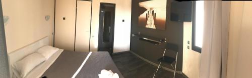 This photo about Hotel Paradise shared on HyHotel.com