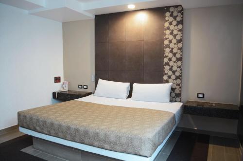 Hotel Santa Cruz in 特拉尔内潘特拉 Hotel Santa Cruz in 特拉尔内潘特拉