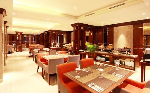 Food and beverages, Swiss-Belhotel Borneo Banjarmasin in Banjarmasin Food and beverages, Swiss-Belhotel Borneo Banjarmasin in Banjarmasin