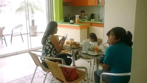 This photo about Hostal Florida shared on HyHotel.com