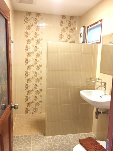 This photo about Klindin Ai-Tawan Resort Samchuk shared on HyHotel.com