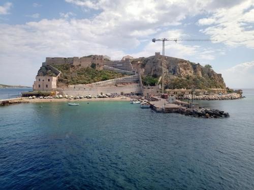 Közeli látványosságok, Una piccola casa al mare in San Domino Közeli látványosságok, Una piccola casa al mare in San Domino