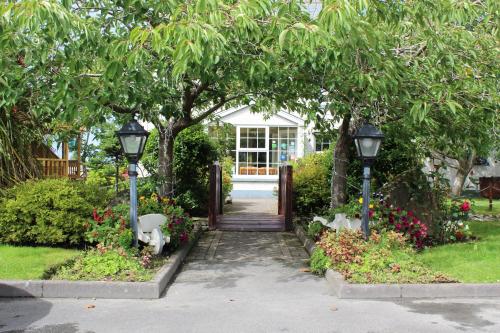 This photo about Lake House Hotel shared on HyHotel.com