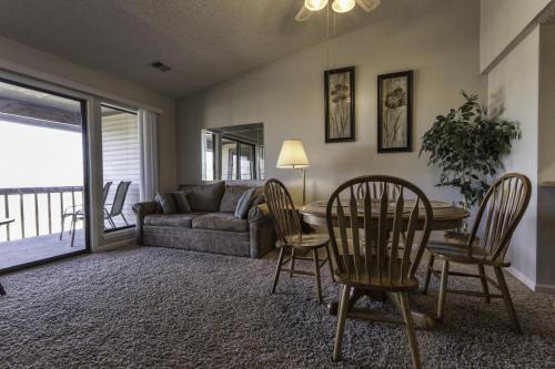 在meiguo.com看到的Pointe Royale Condo Vacation and Golf Resort的介绍图片