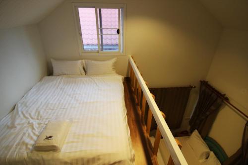 This photo about Rojanavee Resort shared on HyHotel.com