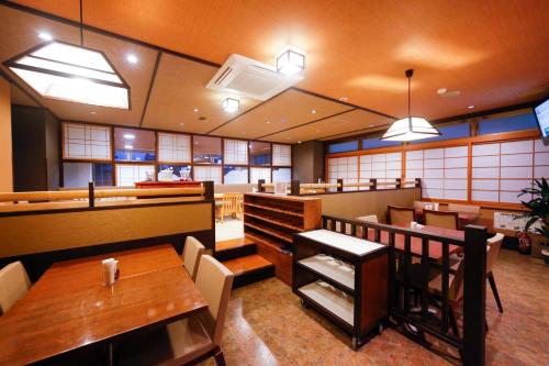 Restaurant, Dormy Inn Toyama Natural Hot Spring near The Suiboku Museum Restaurant, Dormy Inn Toyama Natural Hot Spring near The Suiboku Museum