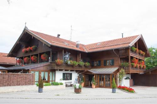 Entrance, Pension Ludwig Thoma in Otterfing Entrance, Pension Ludwig Thoma in Otterfing