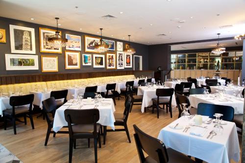Restoran, Warwick Paradise Island Bahamas - All Inclusive - Adults Only in Nassau Restoran, Warwick Paradise Island Bahamas - All Inclusive - Adults Only in Nassau