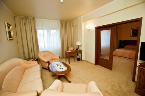 HOTEL MAXIM in Oradea HOTEL MAXIM in Oradea