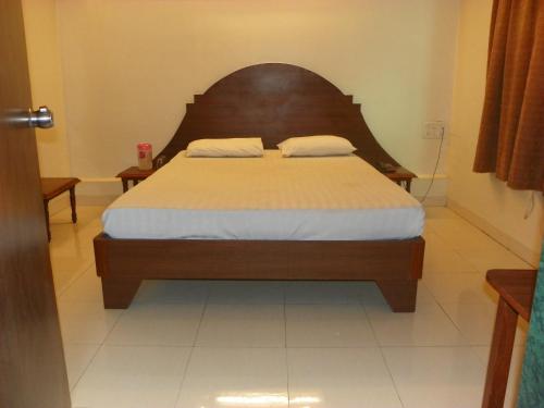 This photo about Hotel Rajdeep shared on HyHotel.com