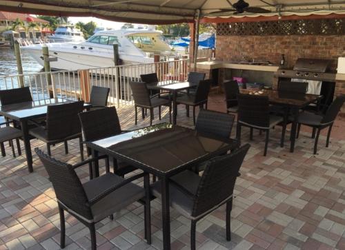 在meiguo.com看到的Casa Del Sol Waterfront Resort & Marina的介绍图片