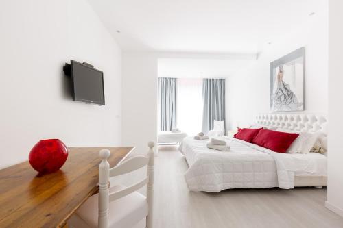 This photo about Hotel Cavallino Bianco shared on HyHotel.com