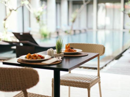 Étterem, Hotel Terrace at Kuta near Kuta Beach Étterem, Hotel Terrace at Kuta near Kuta Beach