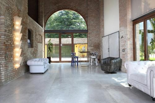 Agriturismo Corte Capiluppia in Mantova Agriturismo Corte Capiluppia in Mantova