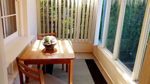 Erkély/terasz, Deco Family House in Malvern Erkély/terasz, Deco Family House in Malvern