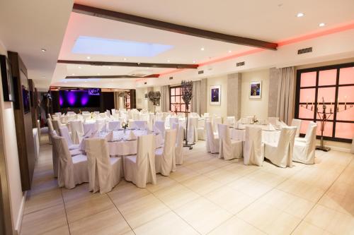 Restaurante, Hotel Kuznia in Bydgoszcz Restaurante, Hotel Kuznia in Bydgoszcz