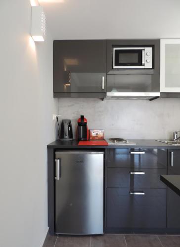 Apartment in the centre of Athens - image 3