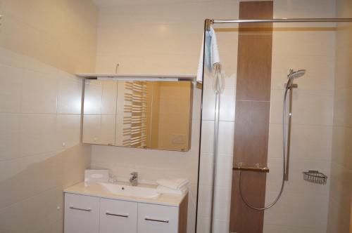 This photo about Fruhstuckspension Auer - Haus Kargl shared on HyHotel.com