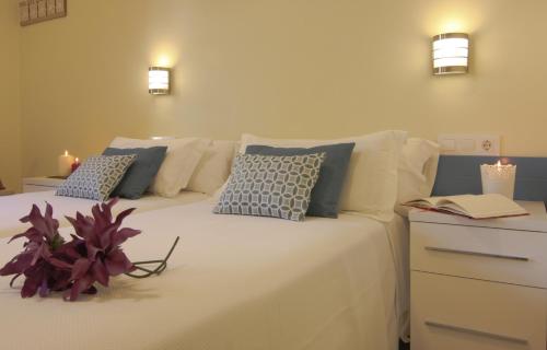 This photo about Casa Do Medio shared on HyHotel.com