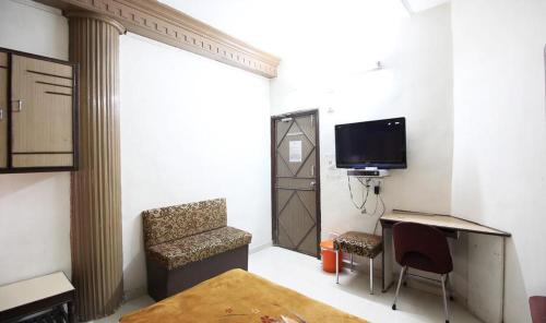 This photo about Hotel Maninagar Residency shared on HyHotel.com