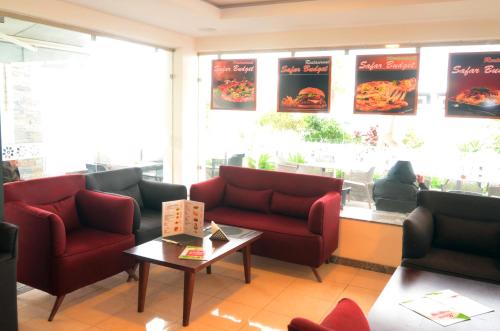 레스토랑, 사파르 버짓 호텔 (Safar Budget Hotel) in 드체이라 엘 지하디아 레스토랑, 사파르 버짓 호텔 (Safar Budget Hotel) in 드체이라 엘 지하디아