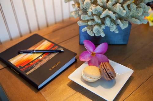 This photo about Sunset Key Cottages shared on HyHotel.com