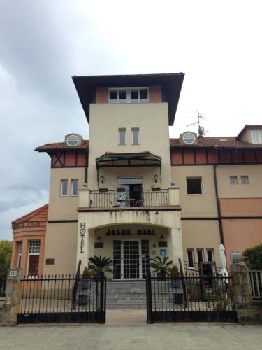 Hotel Joshe Mari