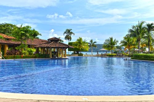 Restaurant, HRG Condos at Los Suenos in Herradura Restaurant, HRG Condos at Los Suenos in Herradura