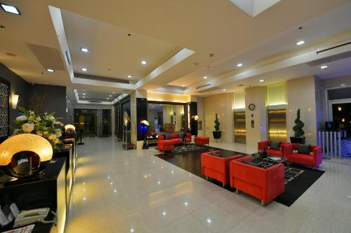 Lobby, Paseo Premiere Hotel in Laguna Lobby, Paseo Premiere Hotel in Laguna