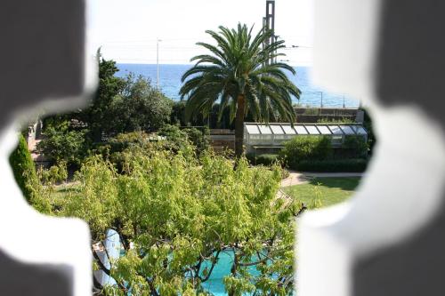 Näkymä, Villa Belle Rive in Cannes Näkymä, Villa Belle Rive in Cannes