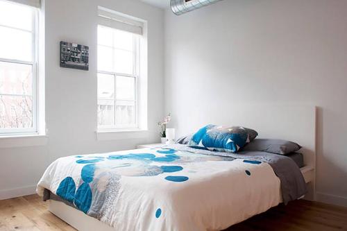 This photo about Modern studio in the Old City shared on HyHotel.com