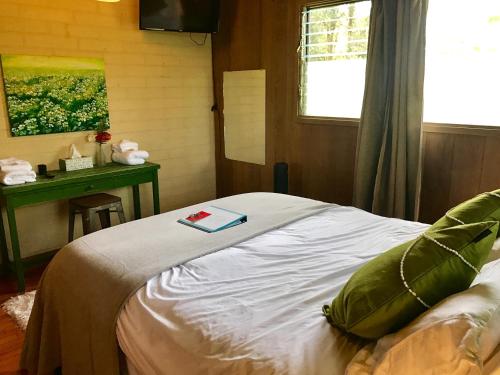 在meiguo.com看到的Kaumana Caves Inn的介绍图片