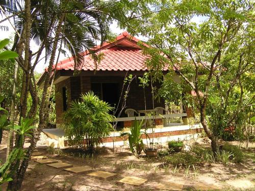 Entrance, Khoom Kam Kaew in Phrao Entrance, Khoom Kam Kaew in Phrao