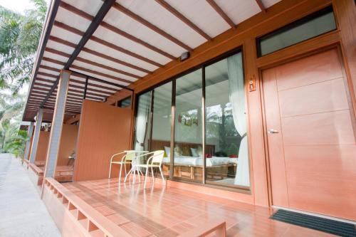 This photo about Lay Trang boutique shared on HyHotel.com