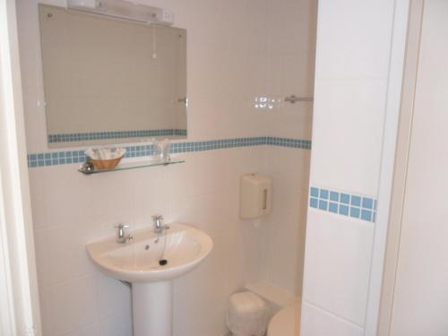 This photo about Fernbank shared on HyHotel.com