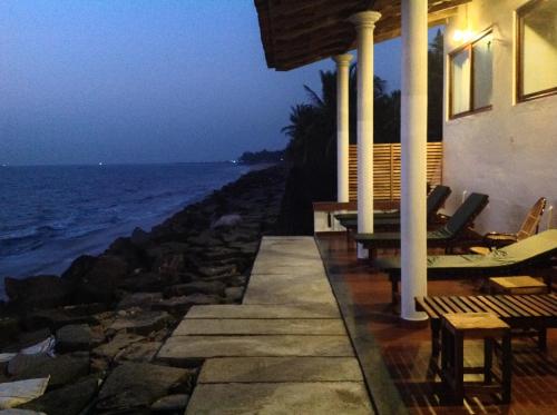 Beach, Cherai Onetree Retreat in Vypin Island Beach, Cherai Onetree Retreat in Vypin Island