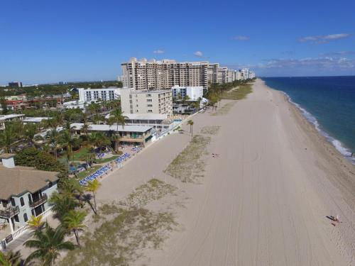 Strand, Best Florida Resort in Lauderdale-by-the-Sea Strand, Best Florida Resort in Lauderdale-by-the-Sea