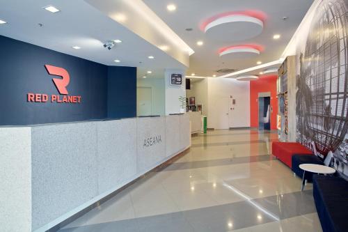 Lobby, Red Planet Manila Aseana City in Manila Lobby, Red Planet Manila Aseana City in Manila