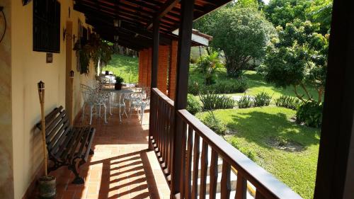 Balkon/terasa, Pousada Suites Aguas de Sao Pedro in Aguas de Sao Pedro (Sao Paulo) Balkon/terasa, Pousada Suites Aguas de Sao Pedro in Aguas de Sao Pedro (Sao Paulo)