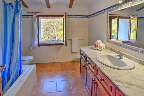 This photo about Sacavea shared on HyHotel.com