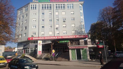 Bejárat, Hotel Piramida Sunca in Visoko Bejárat, Hotel Piramida Sunca in Visoko